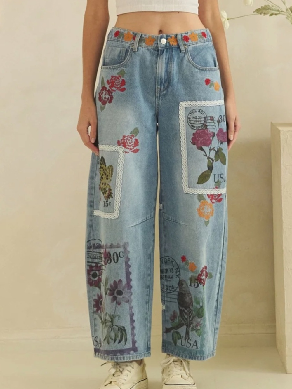 Oli & hali Floral Butterfly Print Embroidered Cropped Barrel Style Denim Pants - Picture 9 of 9